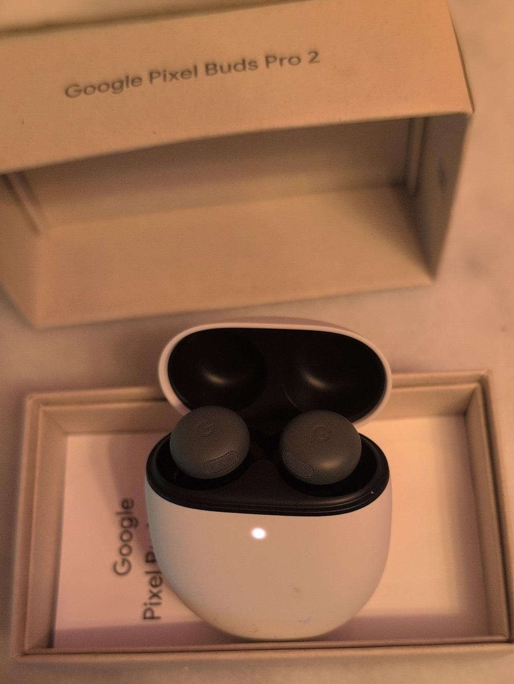 BRAND NEW! GOOGLE Pixel EARBUDS Pro 2 — White Case with Slate Earbuds